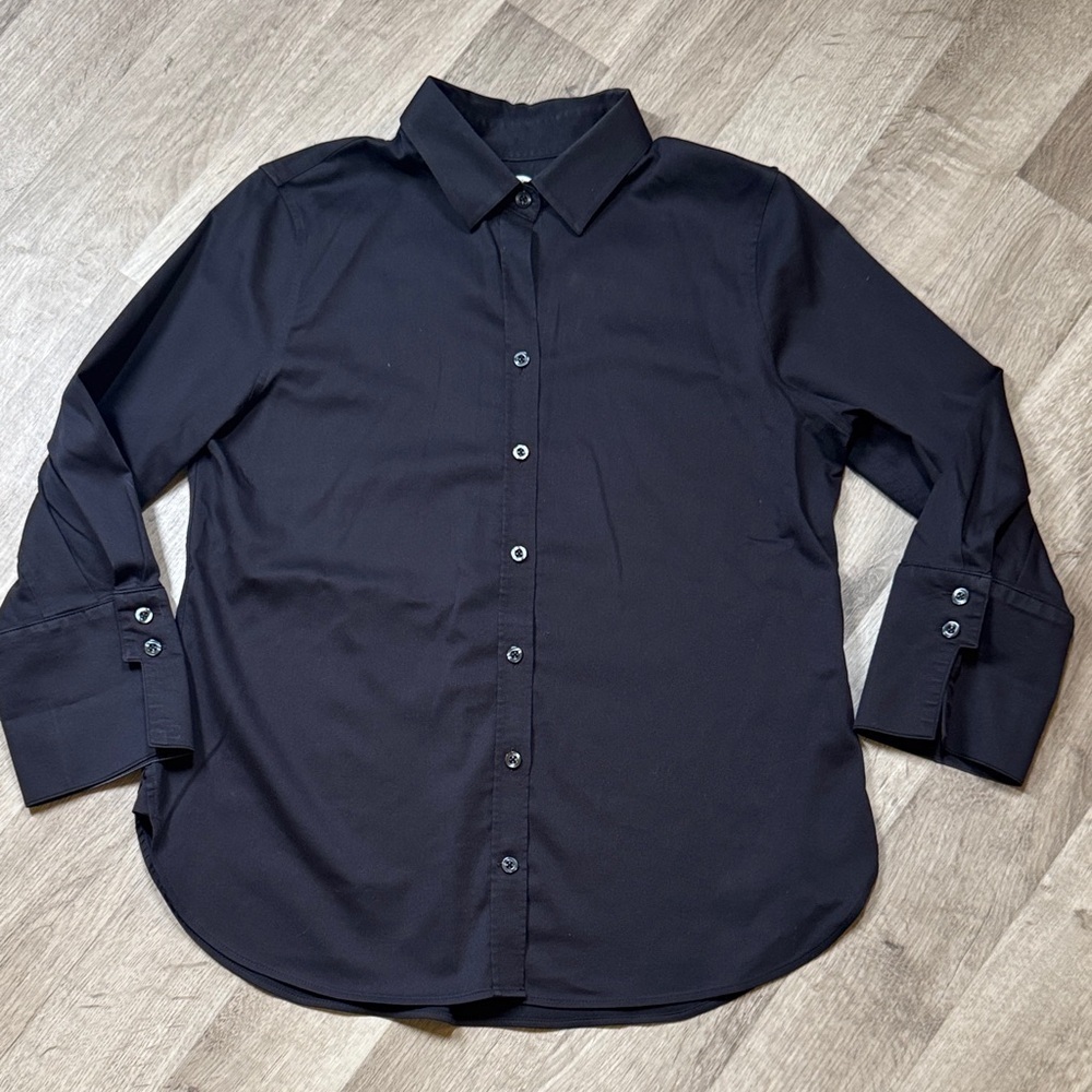 Chico Classic Black women’s button down dress Shirt size 0.5 or 6.